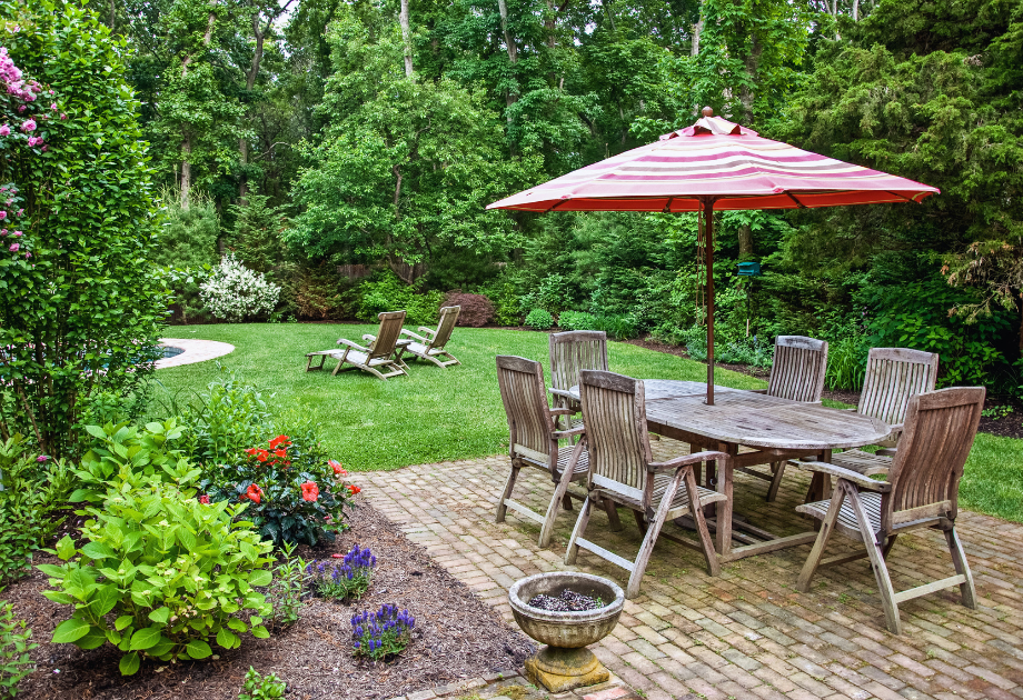 Naturally shaded patio